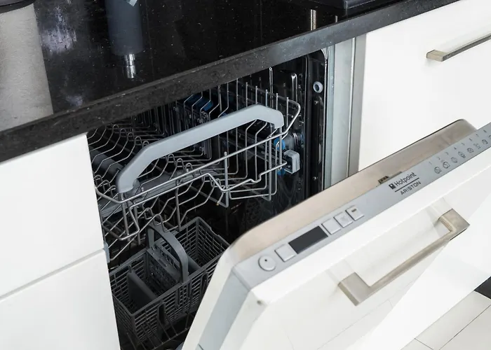 Ochota Deluxe By Bookinghost *